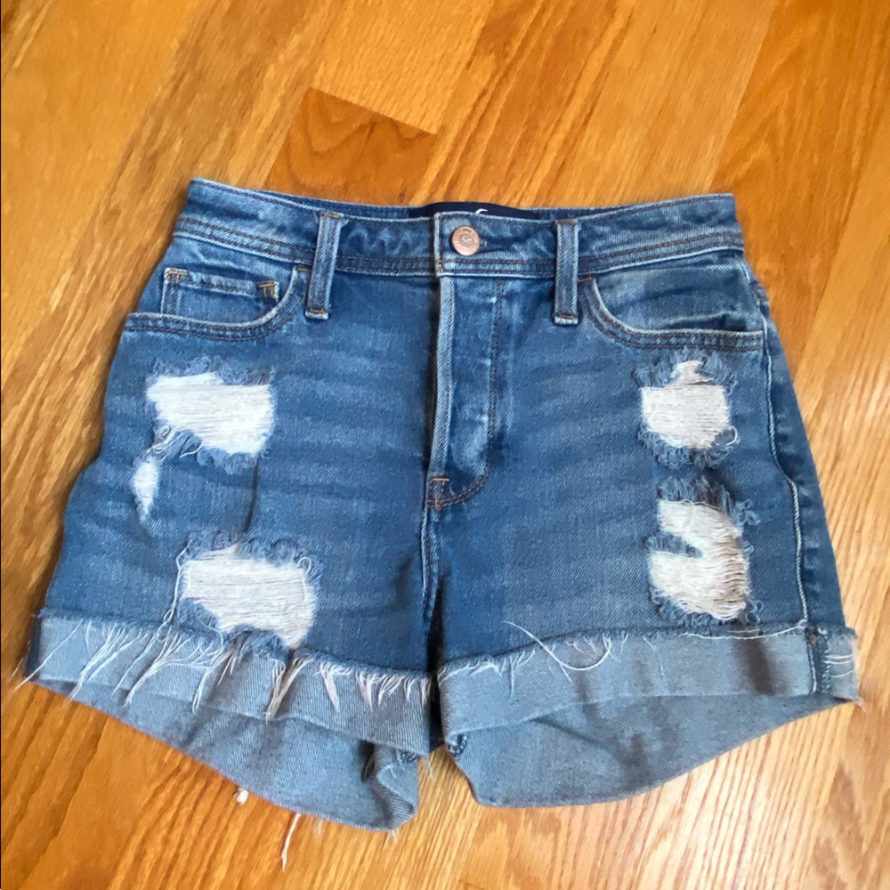 Hollister distressed denim shorts